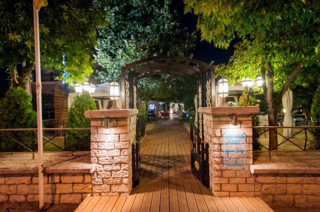 Krikonis Hotel 约阿尼纳 外观 照片